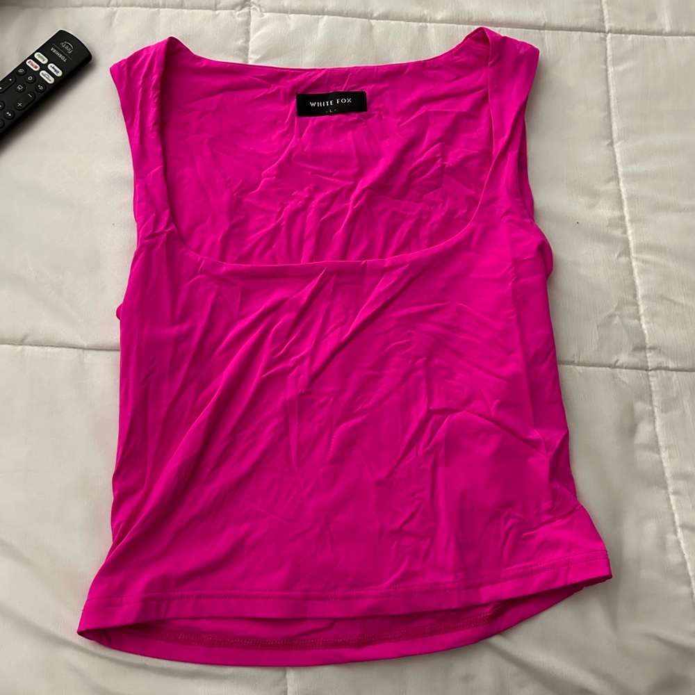 Hot pink White fox tank top. Size large